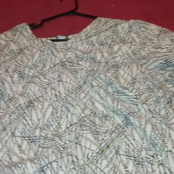 Patterned ursing uniform top - Picture 2 of 3